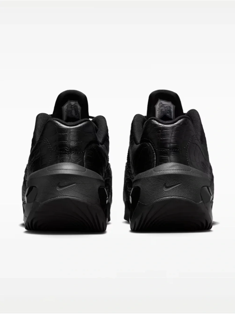 Nike Men’s Black Air-Visible Cushion Sneakers